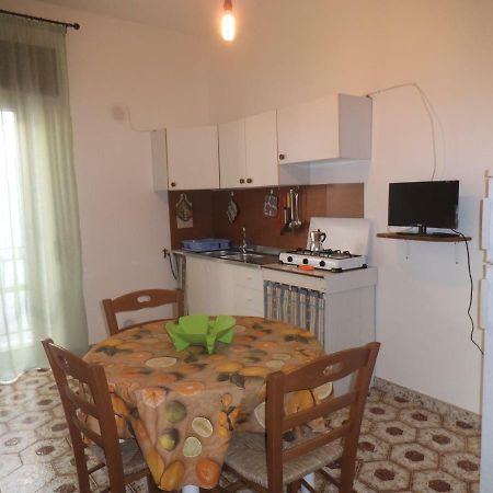 Le Spezie 2Pd Apartment Кастеламаре дел Голфо Екстериор снимка